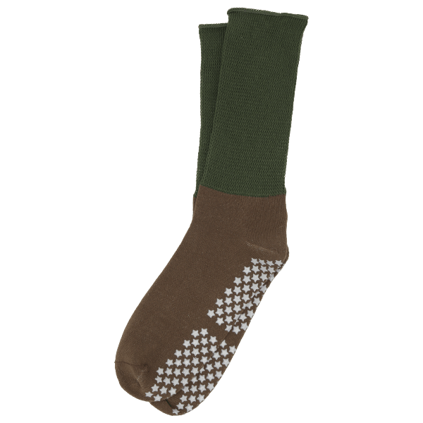 Sokid pehme äärisega rohelise säärega ja pruuni värvi pöiaosa tallal hallid stopperid